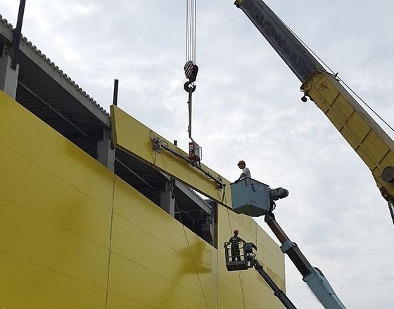 Монтаж сэндвич-панелей — объект 9