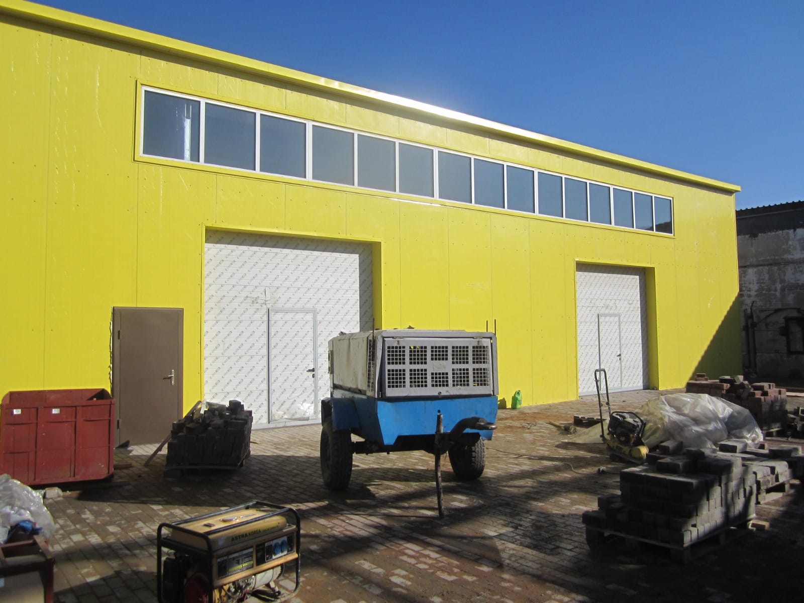 Монтаж сэндвич-панелей — объект 12